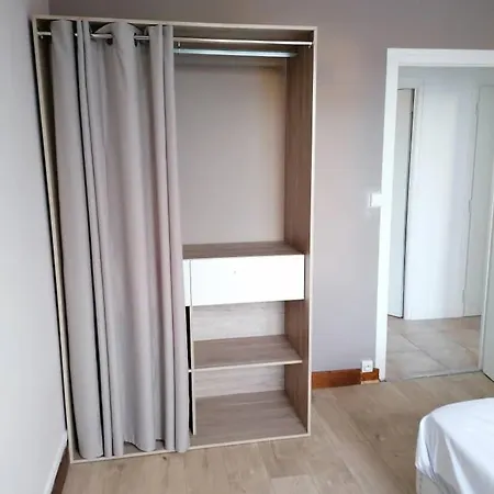 Appartement 3 *